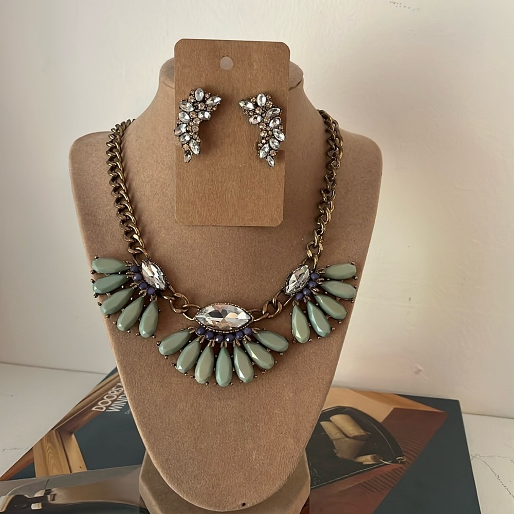 Jeweled Necklace & Earrings Bundle!